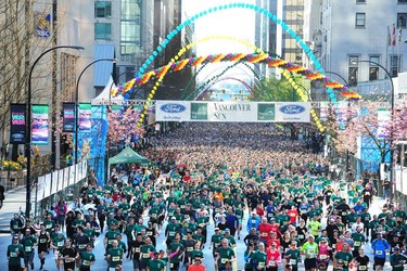 The start of the 2018 Vancouver Sun Run on W. Georgia St. in Vancouver, BC., April 22, 2018.