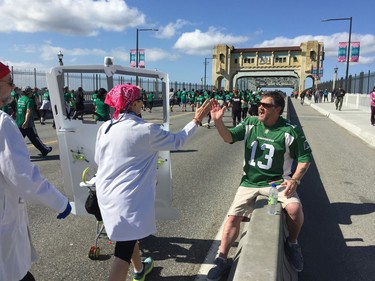 Sun Run Smilers at the High Five station.