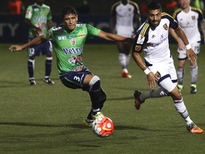 Centreback Roberto Carlos Domínguez, left, of the El Salvadoran Primera League team Santa Tecla FC, will be joining the Vancouver Whitecaps on trial.
