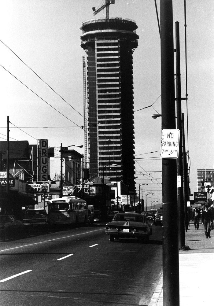 Vancouver: Empire Landmark Hotel being slowly erased from city