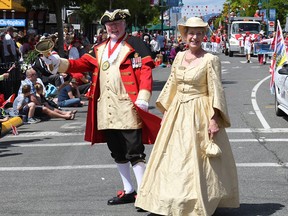 In 1998, Kenny Podmore was appointed Deputy Town Crier and worked alongside Bert Stevens (Sidneyís first Official Town Crier).