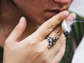 Dr. Jorge E. Chavarro of Harvard T.H. Chan School of Public Health in Boston and his colleagues found that women undergoing fertility treatment who smoke marijuana may have more success if they quit.