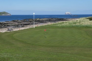 Par- 4 14th – North Berwick Golf Club (West Links).