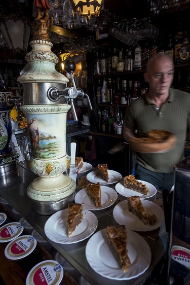 Classic Dutch apple pie (appelgebak) accompanied by a large dollop of whipped cream (slagroom), is an Amsterdam culinary highlight and arguably the best is served at Café  't Papeneiland.