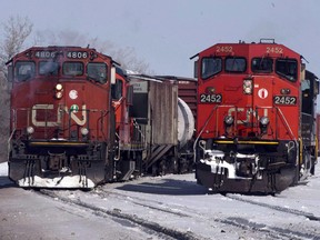 Canadian National locomotives will haul hopper cars of CanaPux.