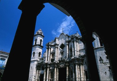 The beautiful Cathedral de San Cristobel de Havana.