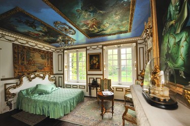 One of the bedrooms at Château de Montaubois.