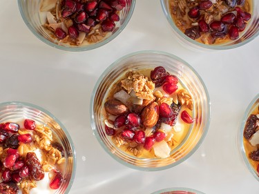 Yogurt parfait with granola and fruit.