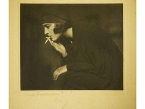 Trude Fleischmann portrait of Hanne Wassermann Walker, mid-1920s.