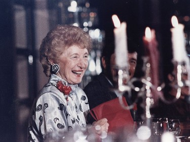 Photo of Alderman May Brown at a farewell dinner in November, 1986.