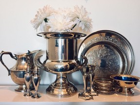 From silver wine buckets, to trays and bowls with glass inserts, silver is versatile and gives a touch of bling to any decor.