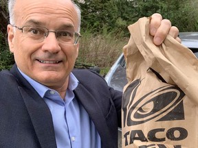 Mayor Richard Stewart posted the make of the car and a partial license plate number after a driver tossed a Taco Bell bag out the window.