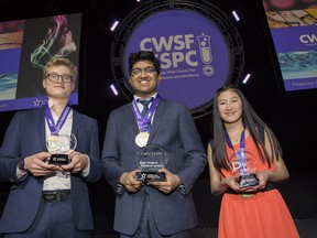 Manning Whitby (left), Bhavya Mohan and Islay Graham proudly showcase their awards at Canada-Wide Science Fair 2019 in Fredericton, N.B., May 17, 2019. (CNW Group/Youth Science Canada)