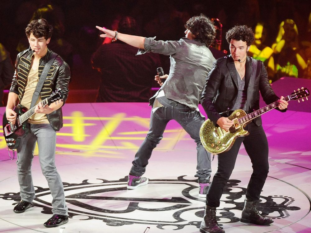 Jonas Brothers bringing stadium tour to Houston in October