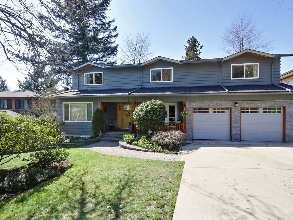 Sold (Bought) Updated North Delta home offers plenty of living space