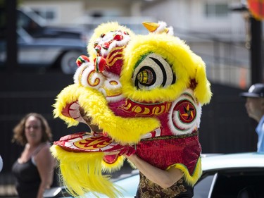 Hats Off Day is a huge, one-day street festival featuring a colourful main-street style parade followed by a big street party. Hastings Street from Boundary Road to Gamma Avenue is car-free for the event.