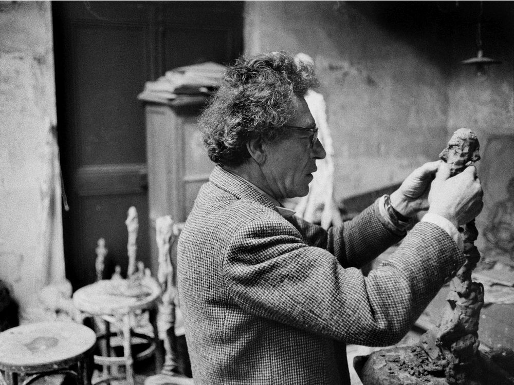 Alberto Giacometti exhibition places artist among his