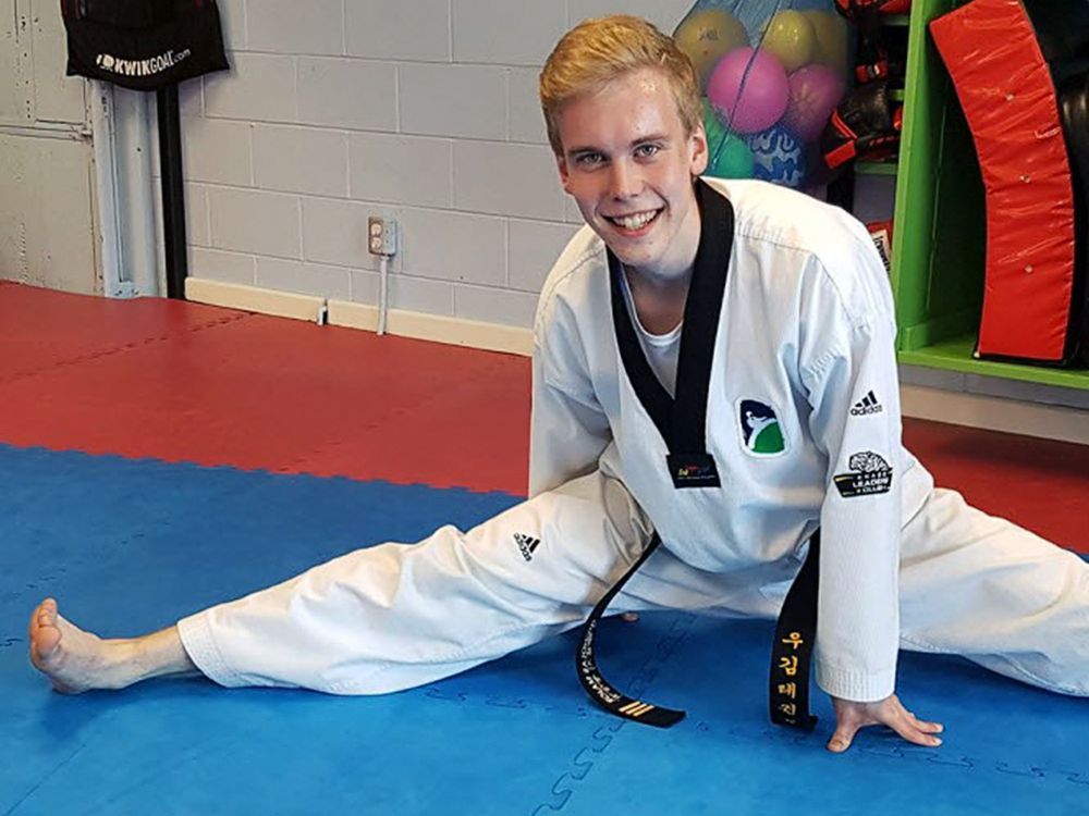 Bat 'struck' hand of B.C. man who died of rabies infection Vancouver Sun