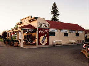 Oakville Grocery, the general store that has been a gathering place for locals and tourists for nearly 140 years, has been injected with new life since joining the Boisset Collection in January. Visitors to the Northern California communities Oakville and Healdsburg will now enjoy a focus on local sustainable, organic and biodynamic food offerings as well as a widely expanded selection of high-end wines you can explore by the taste, glass or bottle. The wines, as well as the grocery’s signature favourites, can now be enjoyed on renovated patios.