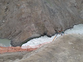 The massive Big Bar slide narrowed the Fraser River, creating a five-metre drop that is blocking migrating salmon.