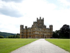 Le château de Highclere, lieu de tournage de Downton Abbey, est vu dans le Hampshire, en Grande-Bretagne, le 22 mai 2019.