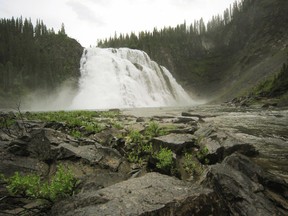 Kinuseo Falls is 60 metres high.