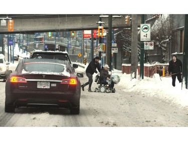 Snow scenes from the Lower Mainland which was under an extreme weather warning with most schools closed and people advised to stay home if possible in Vancouver on Jan. 15, 2020.