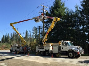 B.C. Hydro crews in Port Alberni.