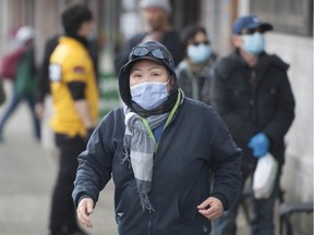 With some countries encouraging residents to wear face masks in public to prevent the spread of COVID-19, and U.S. authorities reconsidering their guidelines on the practice, B.C. health officials continue to recommend against the widespread use of masks.