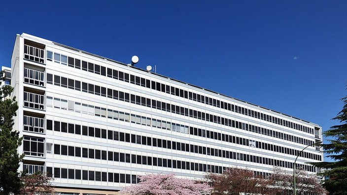 COVID-19: Outbreak declared in unit at Lions Gate Hospital