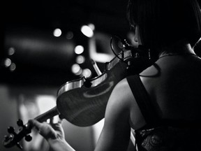 Meredith Bates is a JUNO Award-winning violinist based in Vancouver and a member of Pugs & Crows.