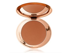 Charlotte Tilbury Airbrush Bronzer.