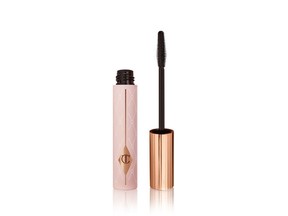 Charlotte Tilbury Pillow Talk Push Up Lashes.