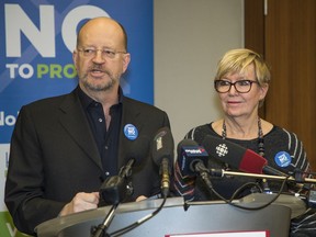 Bill Tieleman and Suzanne Anton announcing the pro-rep referendum results in December 2018.