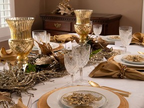 For her Golden Splendour tabletop, decorator Susan Hyatt used touches of gold to add warm sparkle.