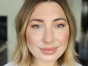 Nadia Albano holiday makeup tutorial.