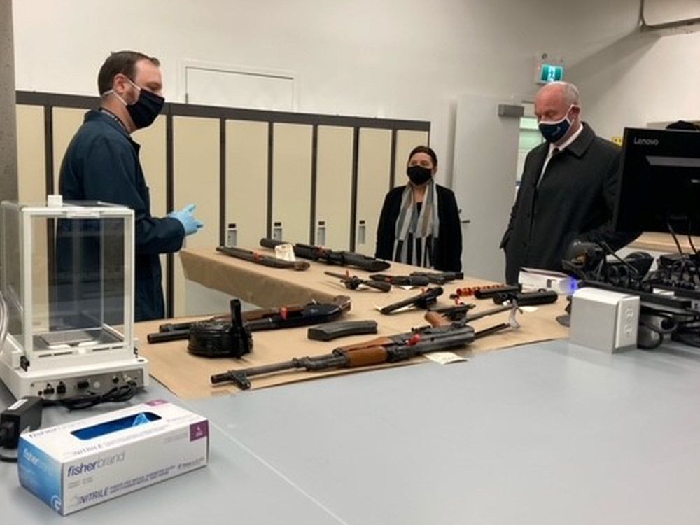 Vancouver, Surrey ready to pull trigger on banning handguns Vancouver Sun