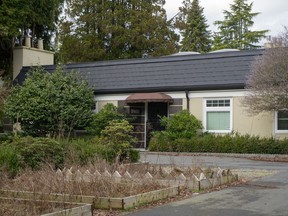 House at on West 41st Avenue in Vancouver was up for sale, asking $3.98 million. It sold for $5.66 million.