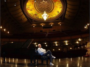 Norman Young on the Orpheum Theatre stage in 2002.