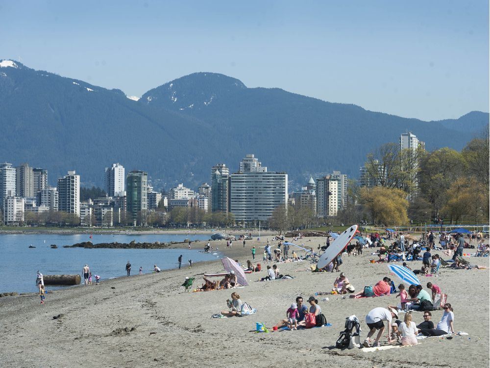 Vancouver Weather Sunny skies, warm temperatures Vancouver Sun