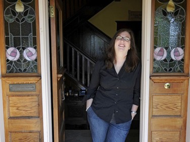 Shelley Fralic at her New Westminster home in 2008.