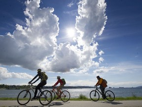 Vancouver B.C.  May 14, 2017 Many locals got out to enjoy sunshine around Vancouver's English Bay  this afternoon, under dramatic skies. More rain and wet weather is forecast for the rest of the week.   Mark van Manen PNG Staff  photographer   see Weather Features   /Vancouver Sun/Province stories   and Web.  Trax  00049079A   [PNG Merlin Archive]