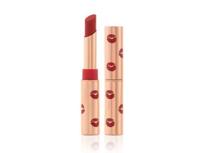 Charlotte Tilbury Limitless Lucky Lips.