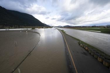 Flooding on Highway 1 looking eastbound is seen in Chilliwack, B.C., Tuesday, November 16, 2021.