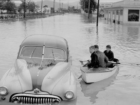 John McGinnis photograph of the 1948 Fraser River flood.