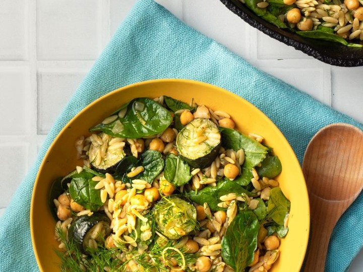  Lemon orzo with chickpeas, zucchini and spinach can be served as a side dish or as a vegetarian main course.
