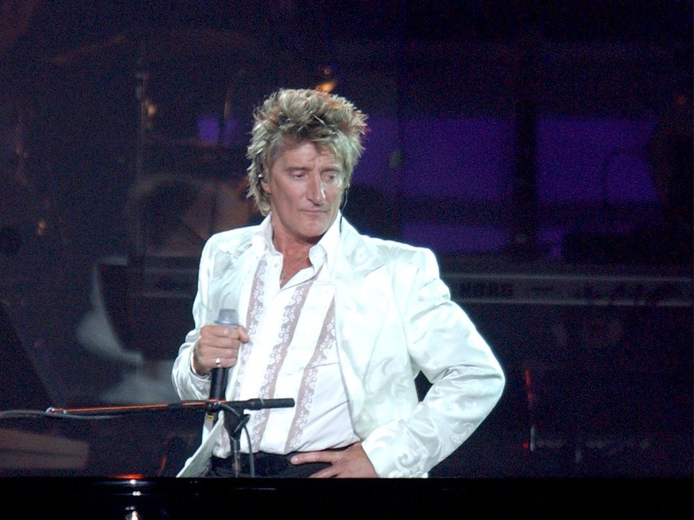 Rod Stewart to open tour at Vancouver's Rogers Arena on June 10