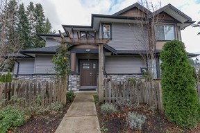 This Maple Ridge townhouse was listed for $1,188,000 and sold for $1,191,000.