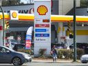Die Shell-Tankstelle in Oak St. und King Edward in Vancouver verkaufte am Sonntag Benzin für 2,09 $/Liter.  (Arlen Redekop / PNG-Mitarbeiterfoto) (Bericht von Reporter) [PNG Merlin Archive]