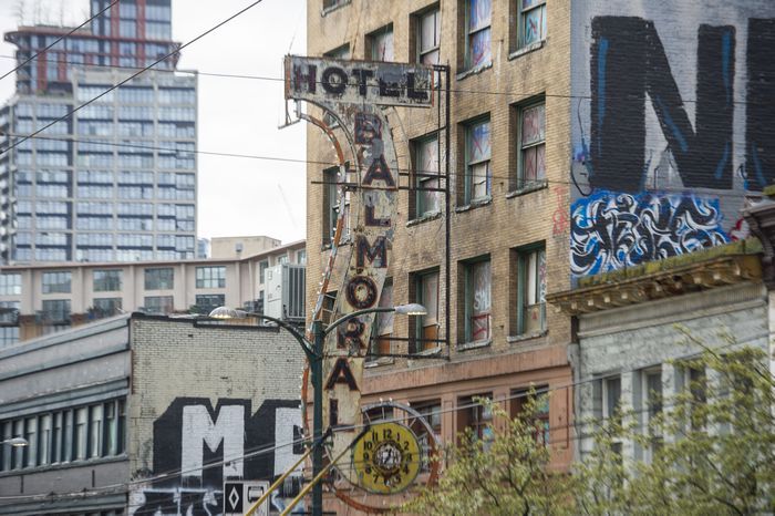 Balmoral Hotel's Historic Neon Sign To Be Trashed By City Of Vancouver ...